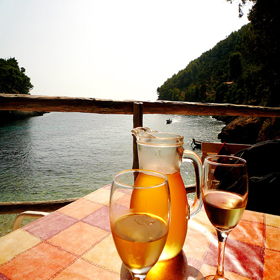 Beach Bars Around the World Beach Bars Around the World