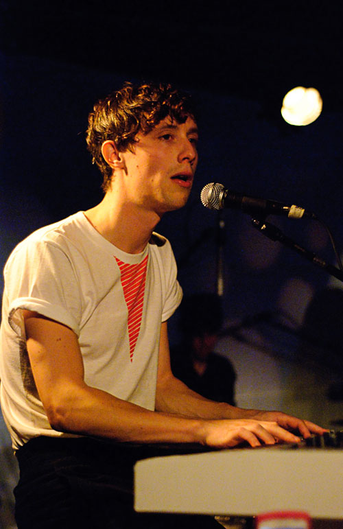 Concert of Fanfarlo in Amsterdam