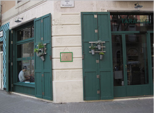 The Making of: Venues in the Calle Parlament, Barcelona