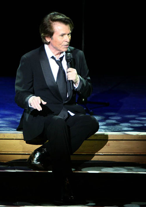 Raphael again in concert in Seville