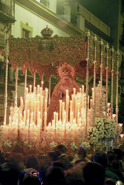 Holy Week in Seville, an amazing spectacle Holy Week in Seville, an amazing spectacle