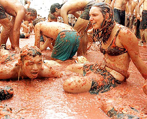 La Tomatina: The Tomato Festival La Tomatina: The Tomato Festival