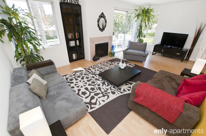 Tips for Making Your Apartment Look Awesome for Short-Term Renters