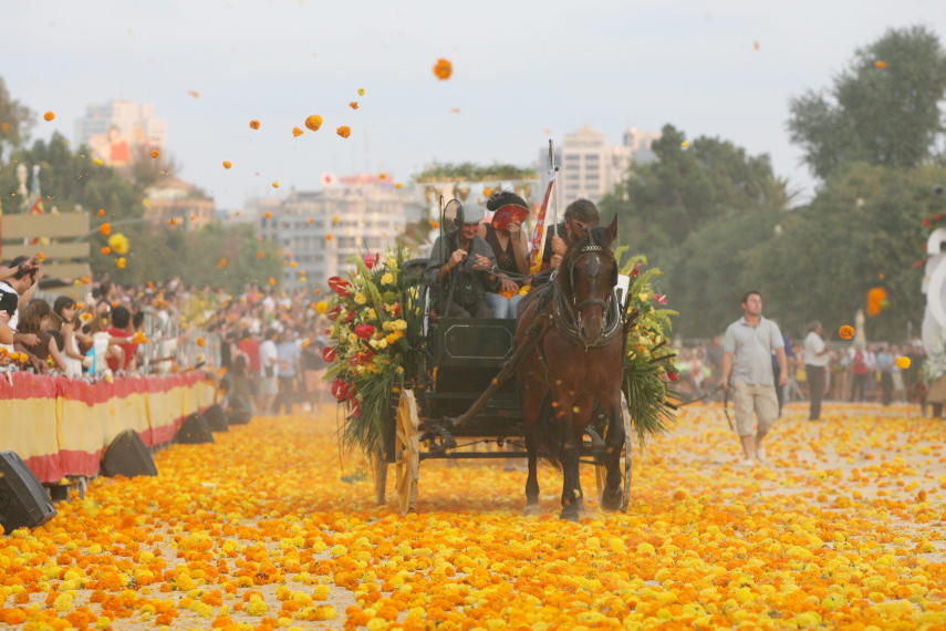 Battle of the Flowers in Valencia