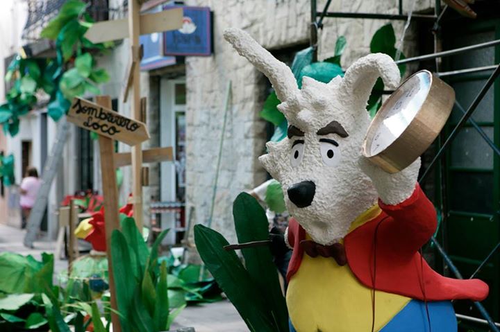 Experience the Gracia Festivities Like a True Barcelonan