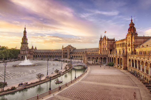 All About Seville’s Plaza de España